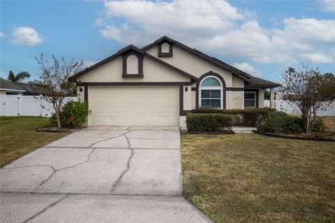 A home in LAKELAND