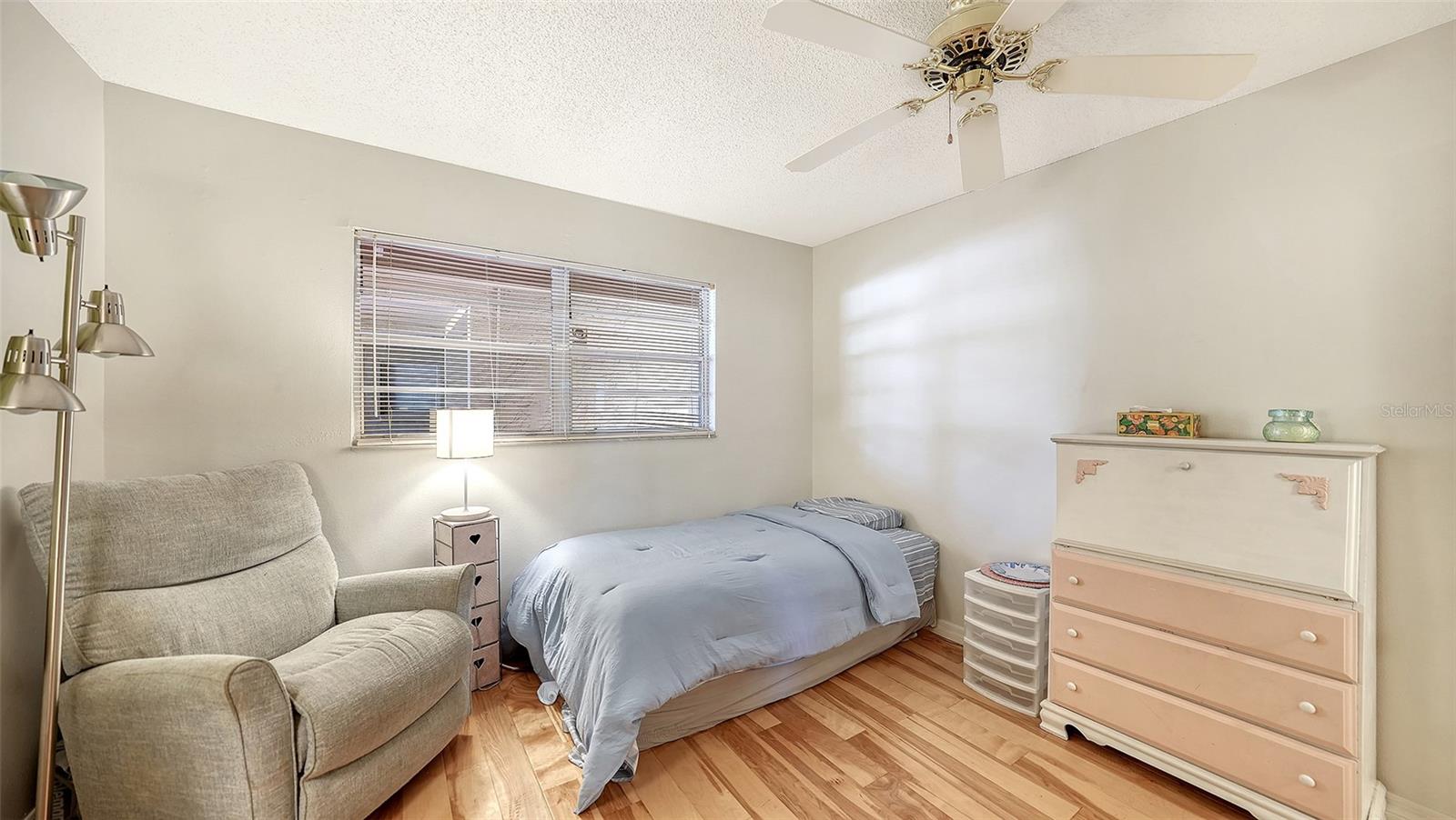 PLAZA GARDENS - Residential