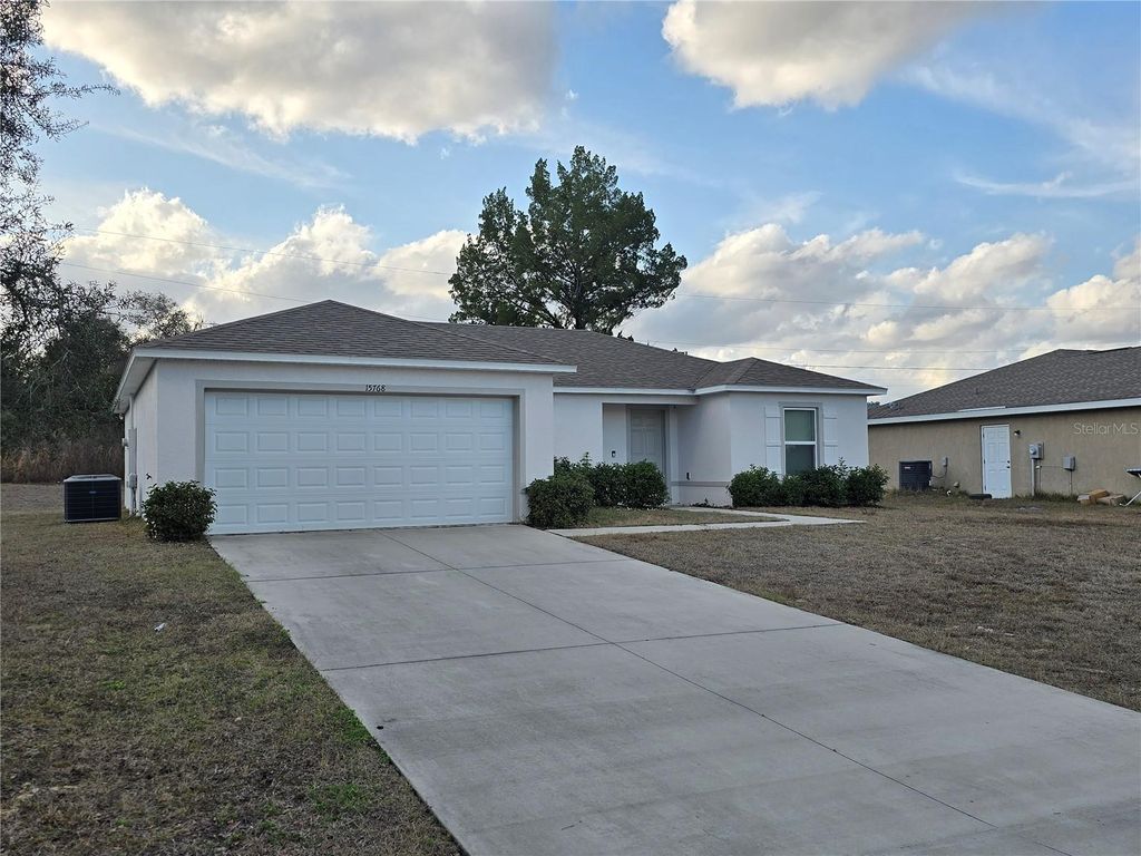 Photo of 15768 SW 19th Avenue Road, Ocala, FL 34473 (MLS # OM718855)