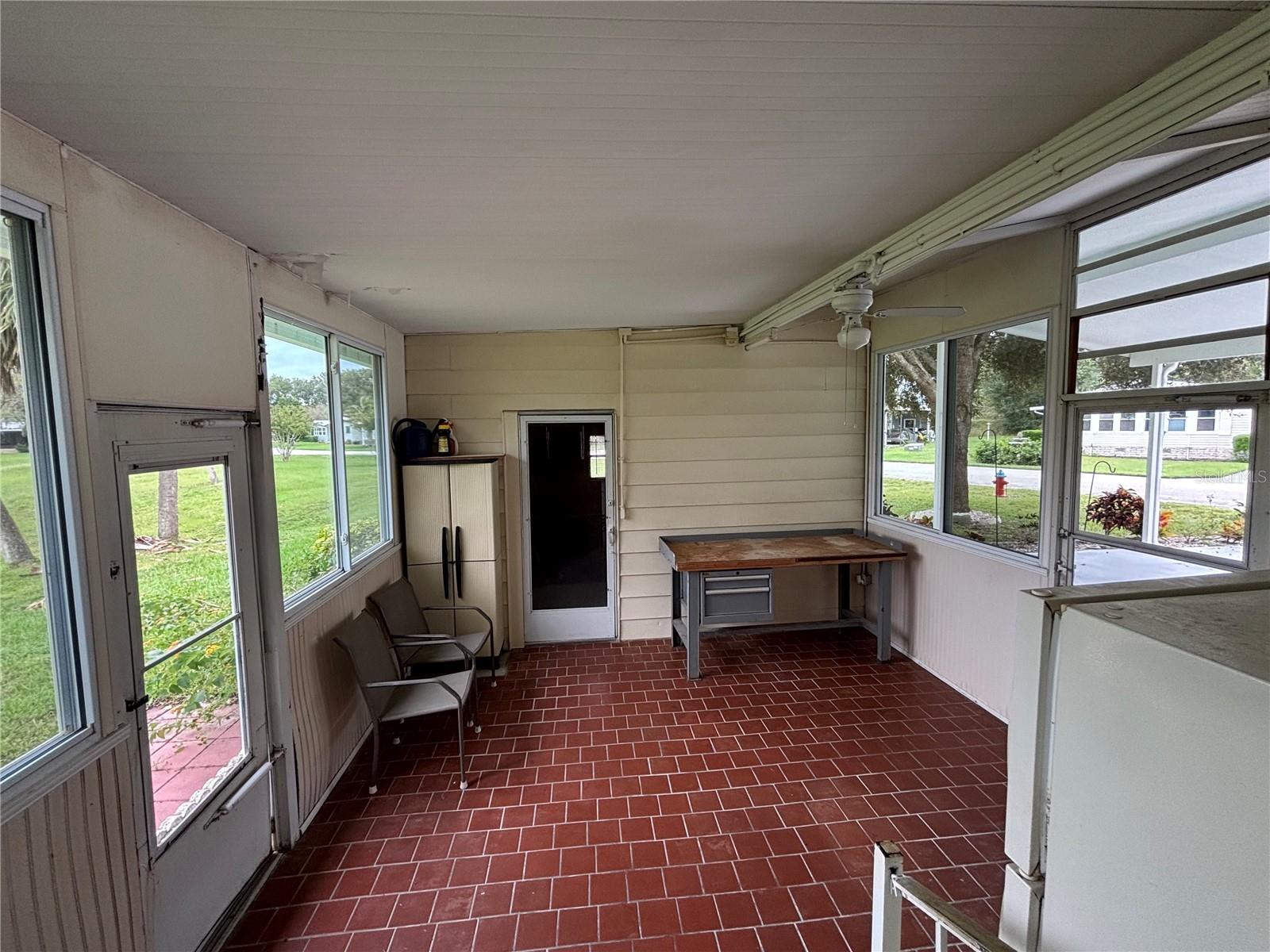 ZELLWOOD STATION - Residential