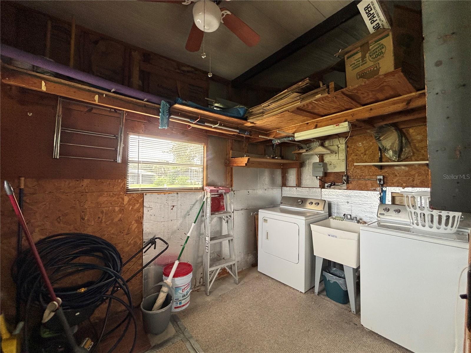 ZELLWOOD STATION - Residential