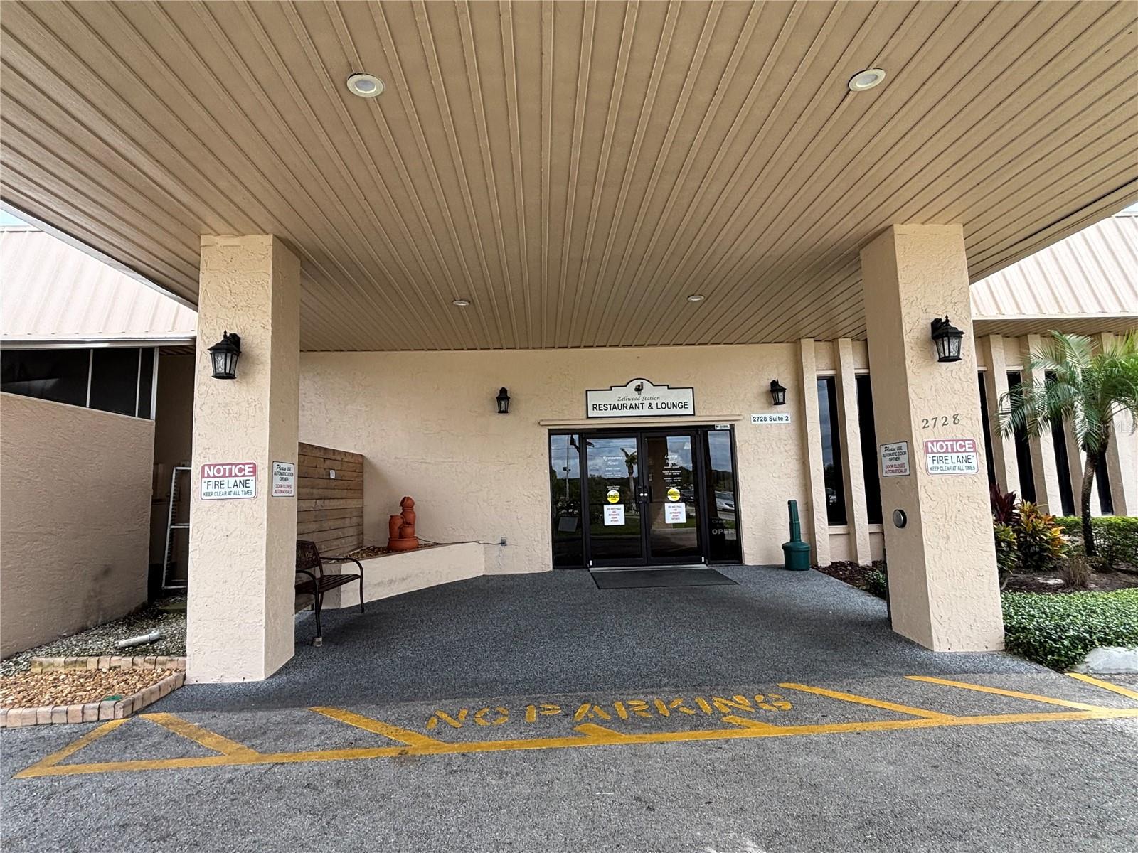 ZELLWOOD STATION - Residential