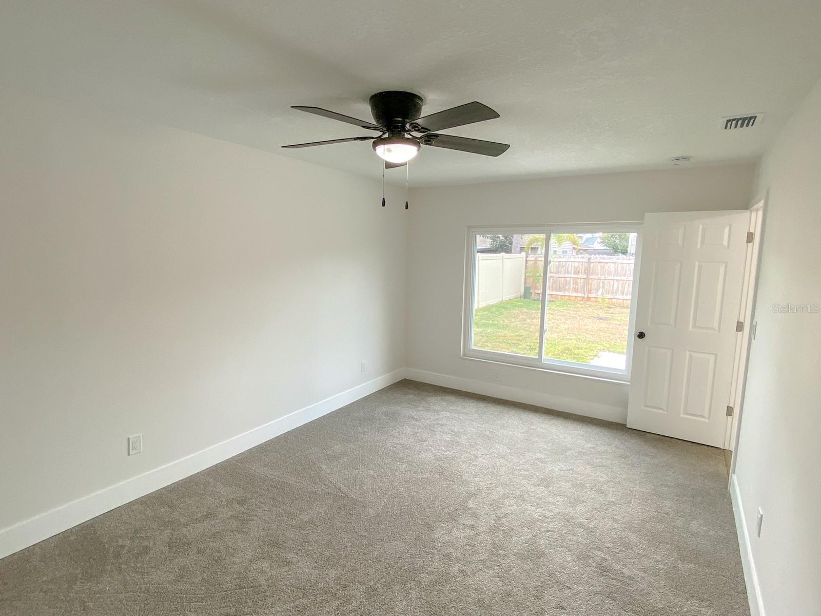 COUNTRY PLACE UNIT 3 B - Residential