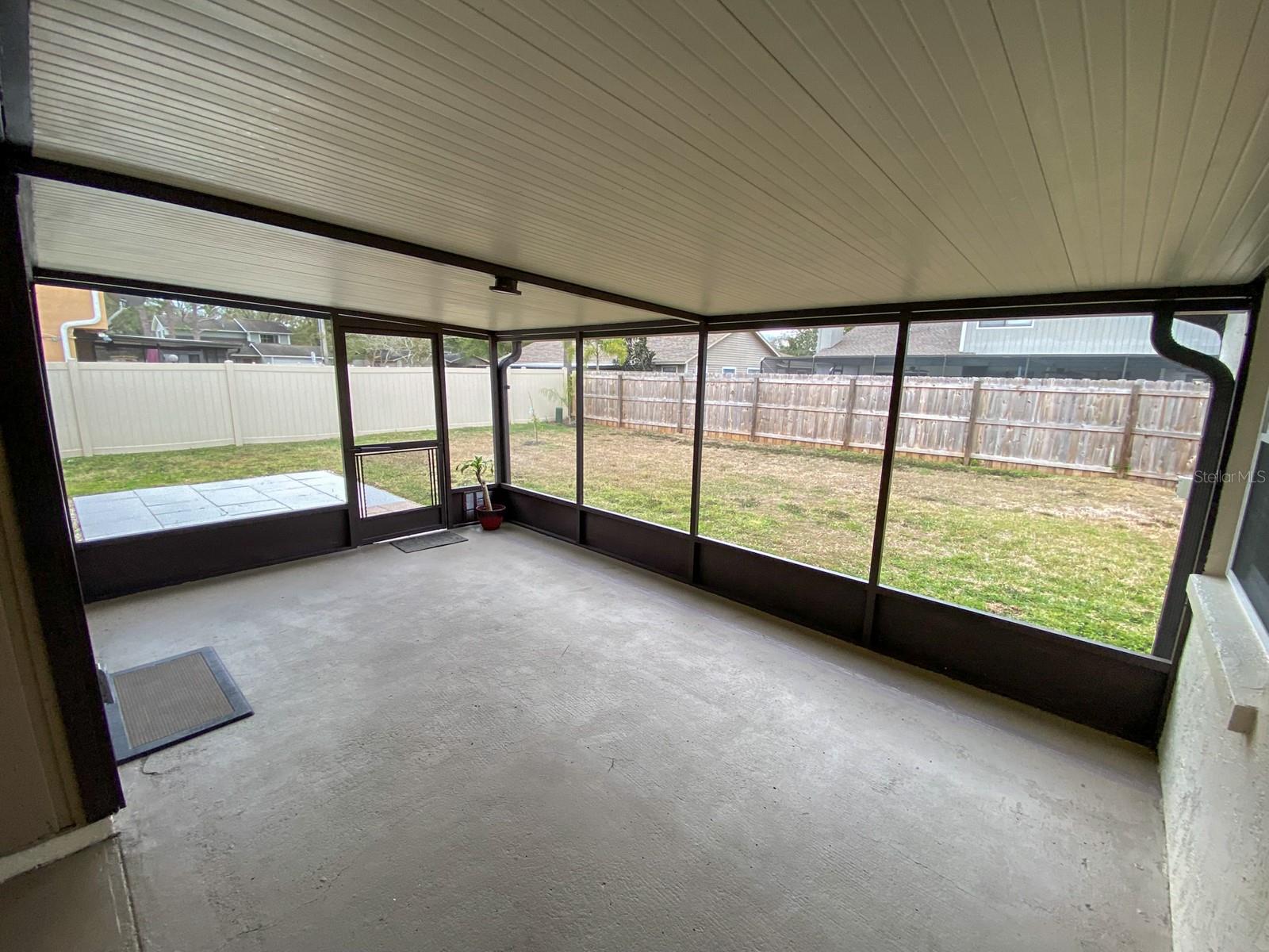 COUNTRY PLACE UNIT 3 B - Residential