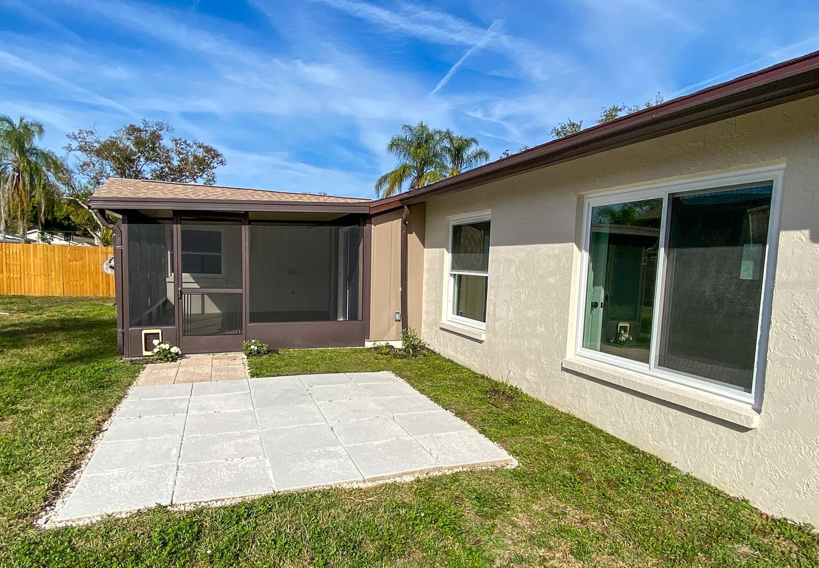 COUNTRY PLACE UNIT 3 B - Residential