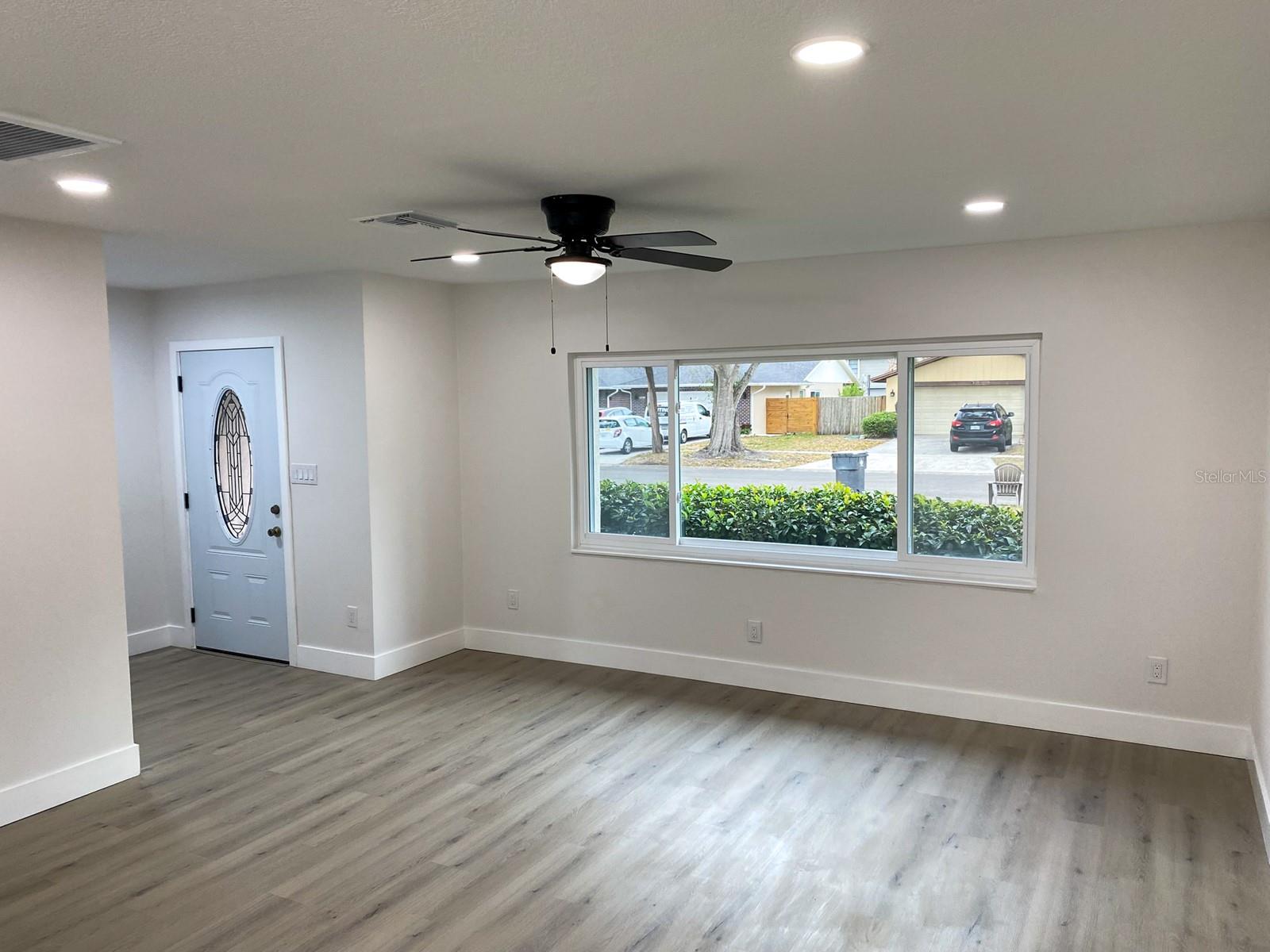 COUNTRY PLACE UNIT 3 B - Residential