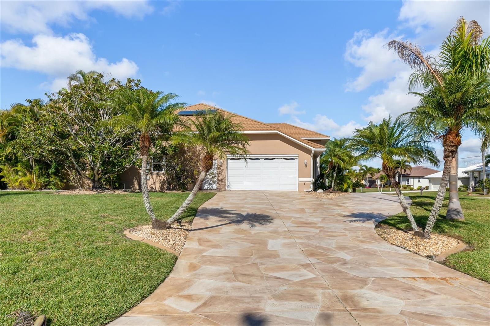 PUNTA GORDA ISLES SEC 15 - Residential