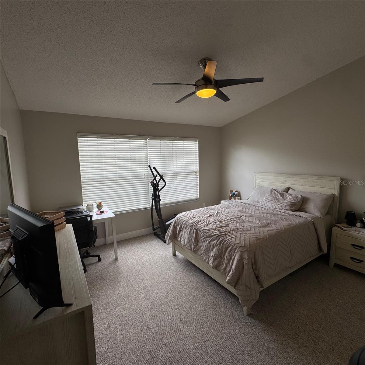 THE TWNHMS AT KENSINGTON PH - Residential