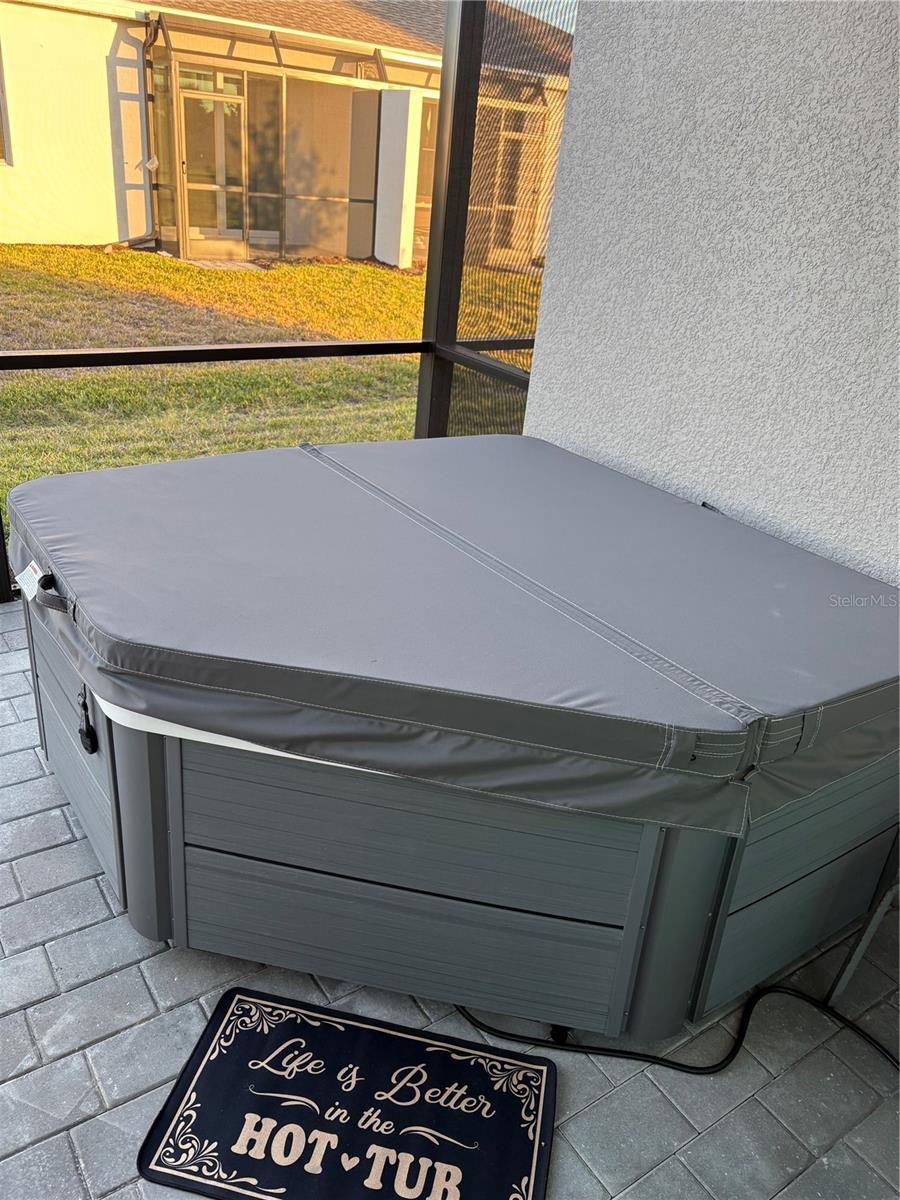 ISLAND LKS/COCO BAY - Residential Lease