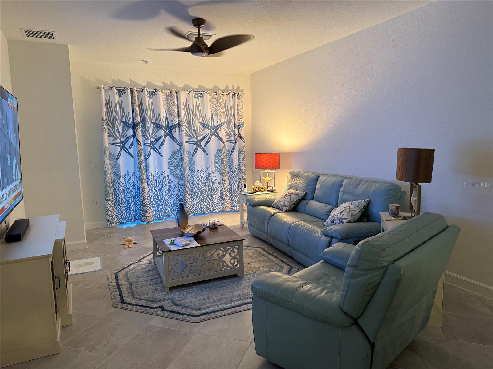 ISLAND LKS/COCO BAY - Residential Lease