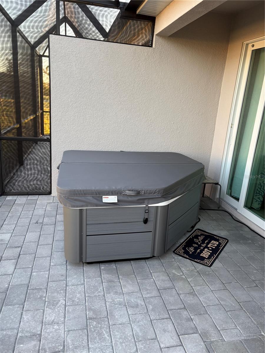 ISLAND LKS/COCO BAY - Residential Lease