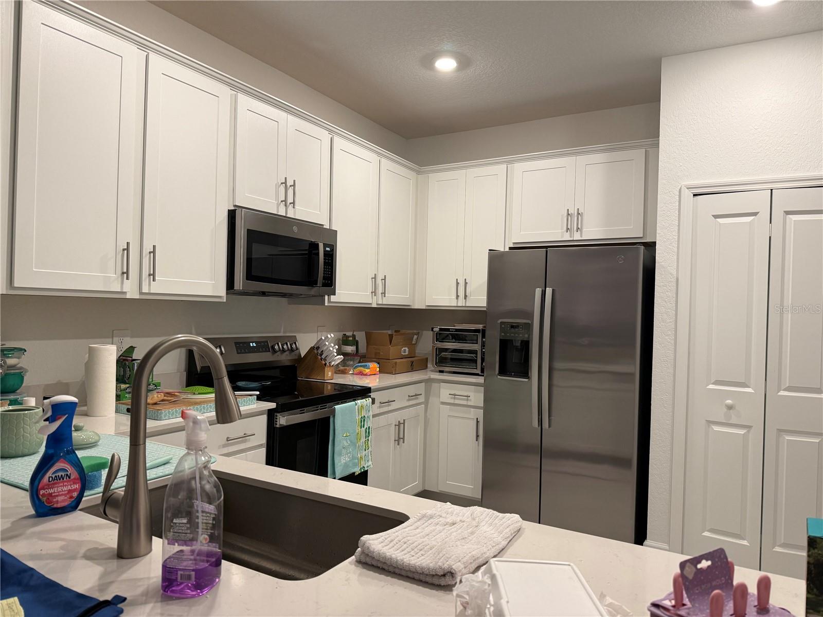 ISLAND LKS/COCO BAY - Residential Lease