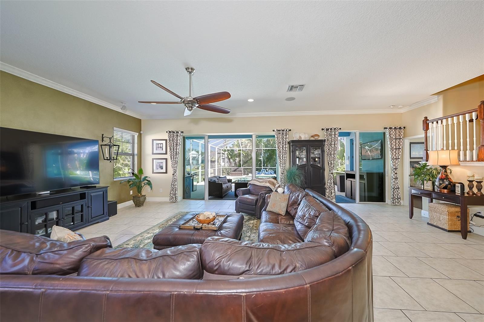 MIRABAY PH 3C-1 - Residential