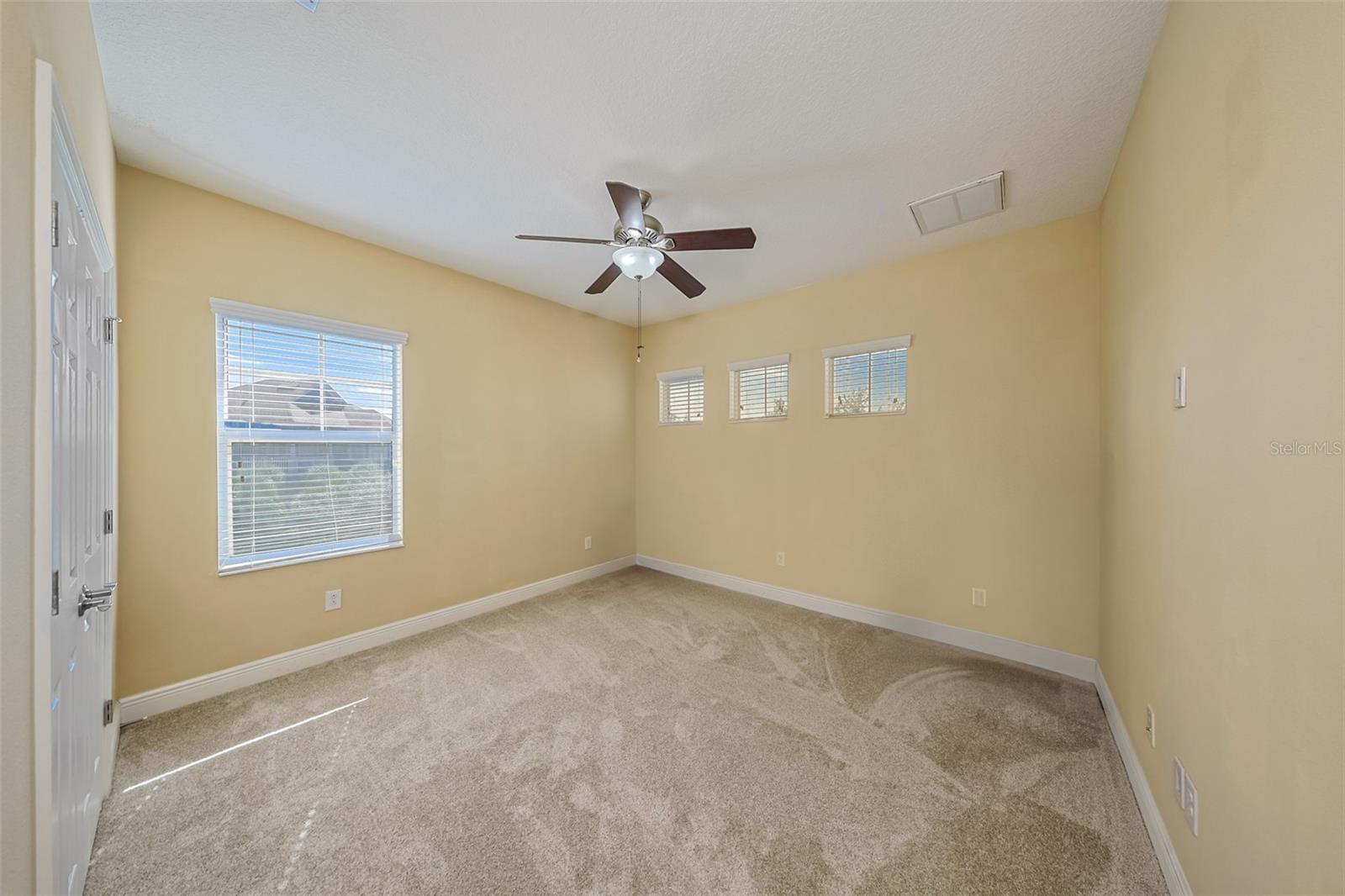 MIRABAY PH 3C-1 - Residential