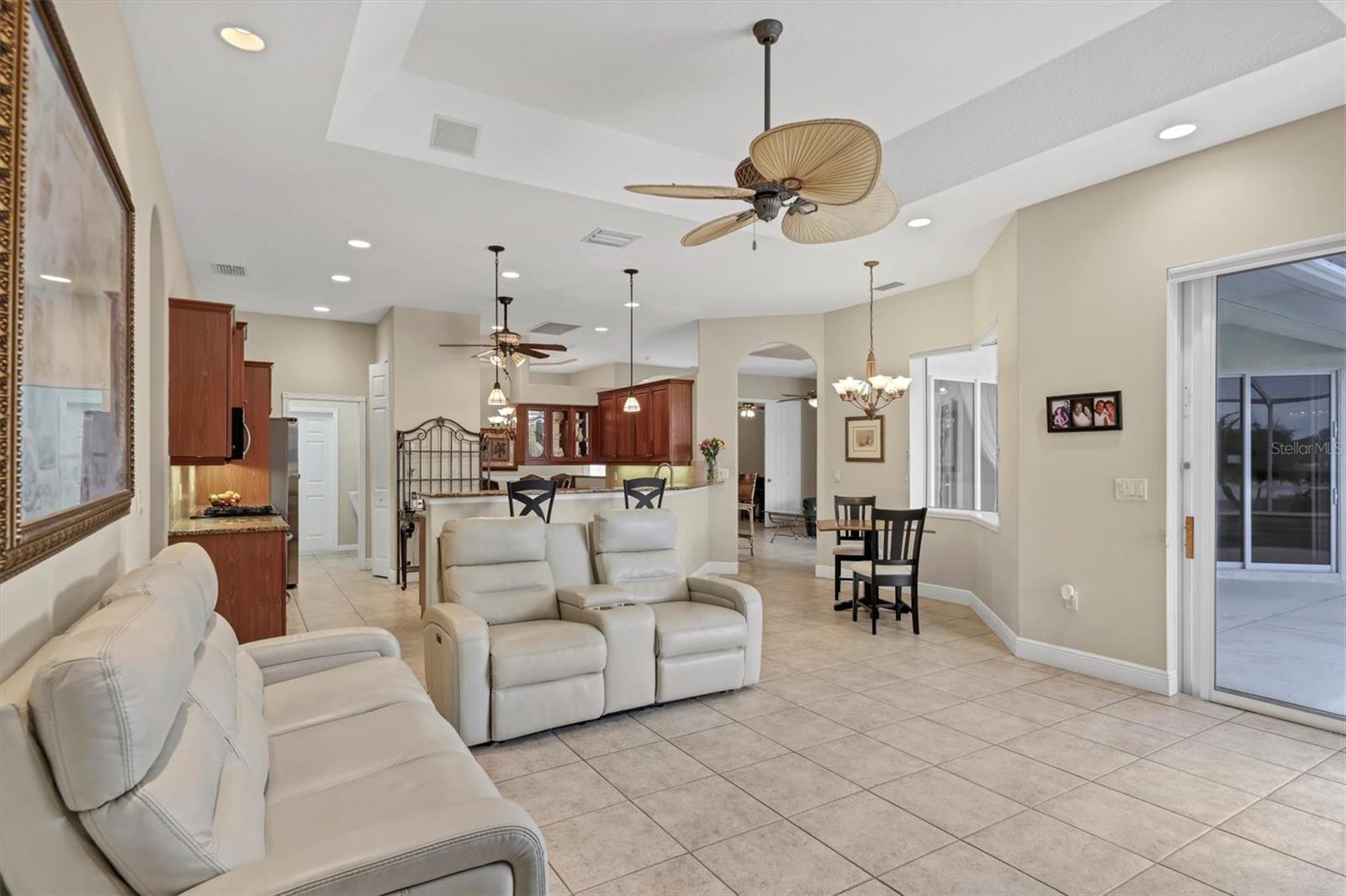 PARK TRACE ESTATES - Residential