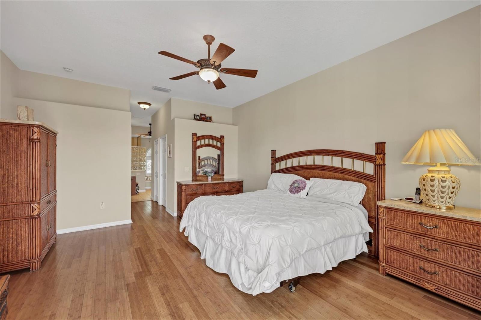 PARK TRACE ESTATES - Residential