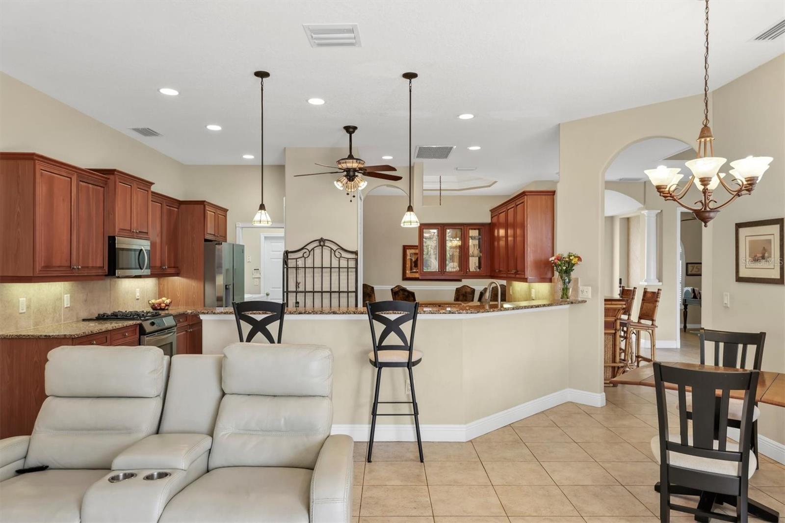 PARK TRACE ESTATES - Residential