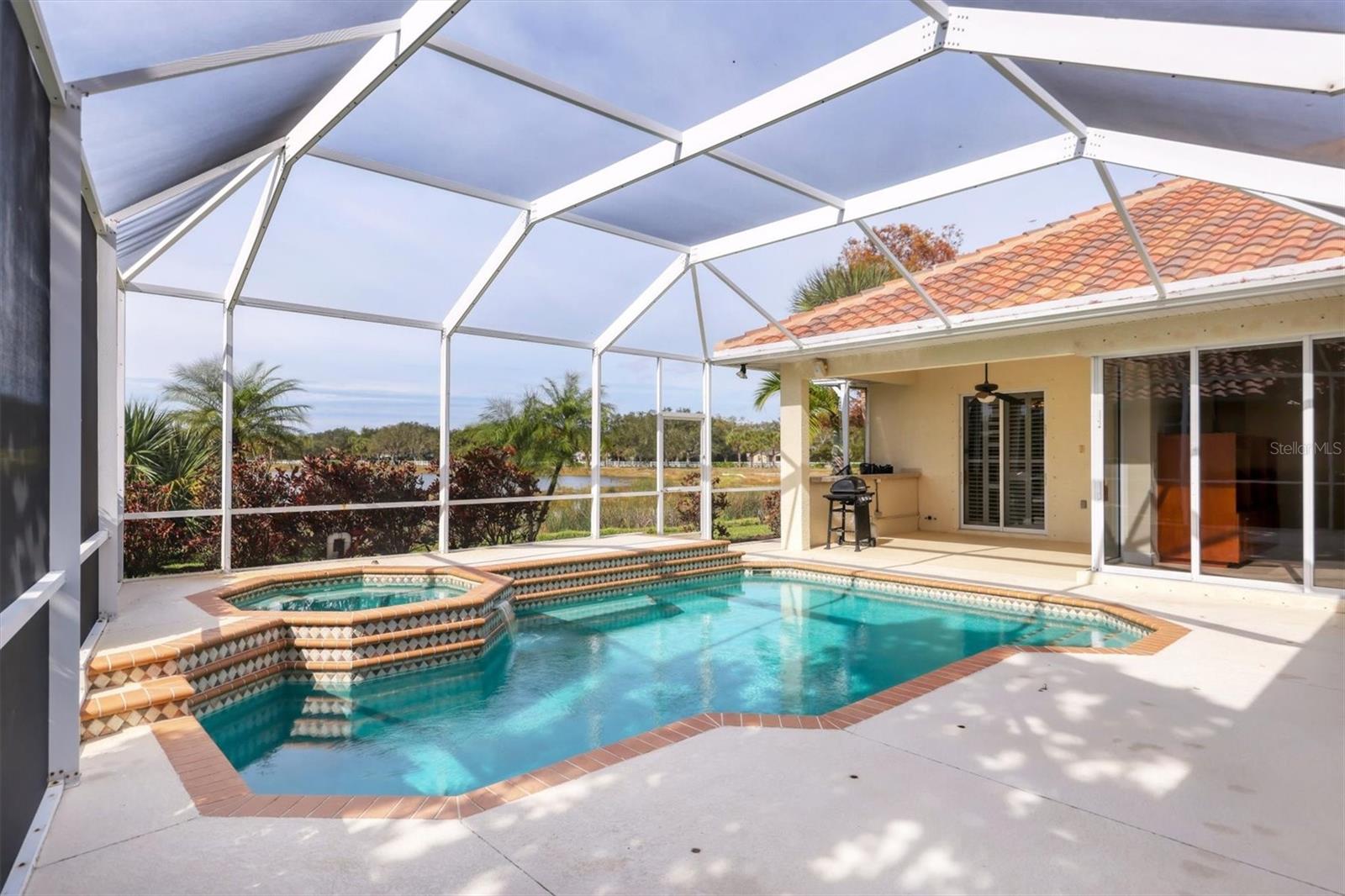 PARK TRACE ESTATES - Residential