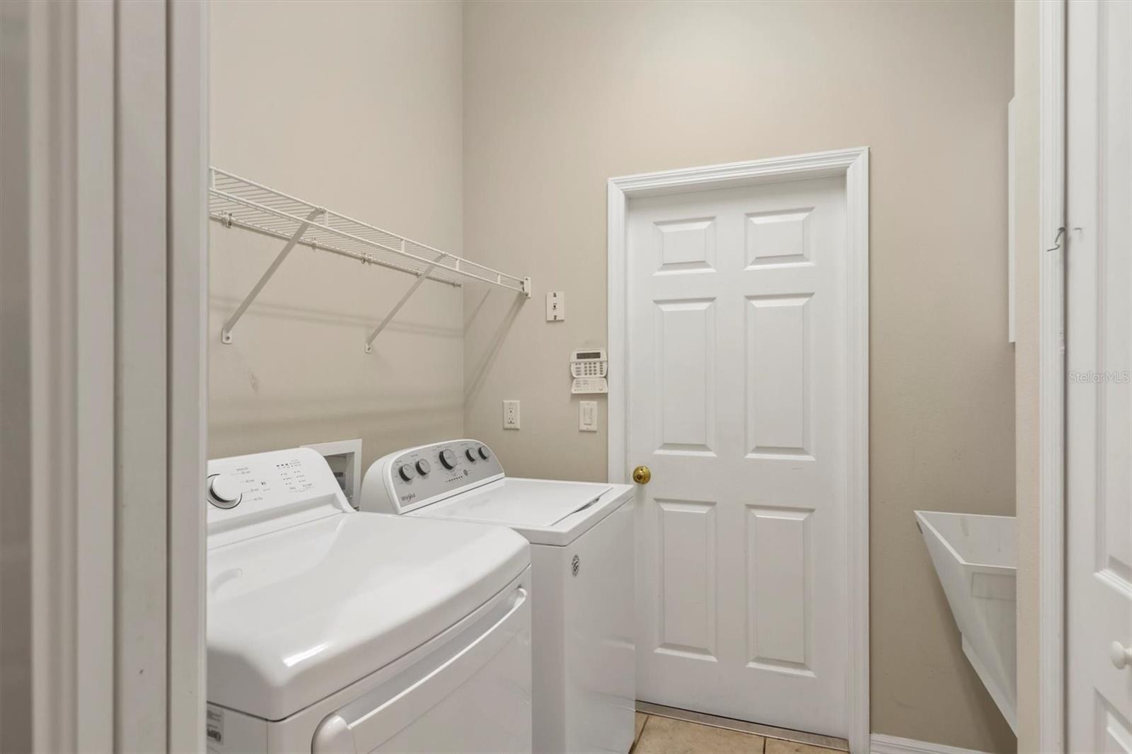 PARK TRACE ESTATES - Residential