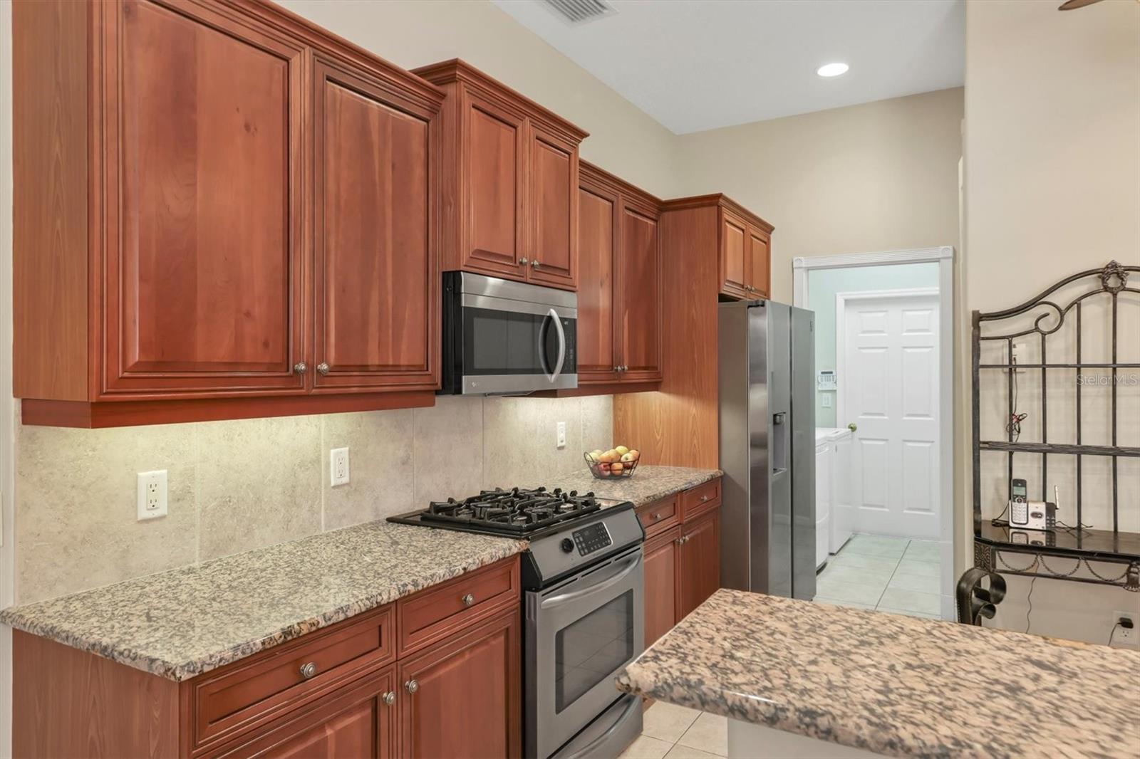 PARK TRACE ESTATES - Residential