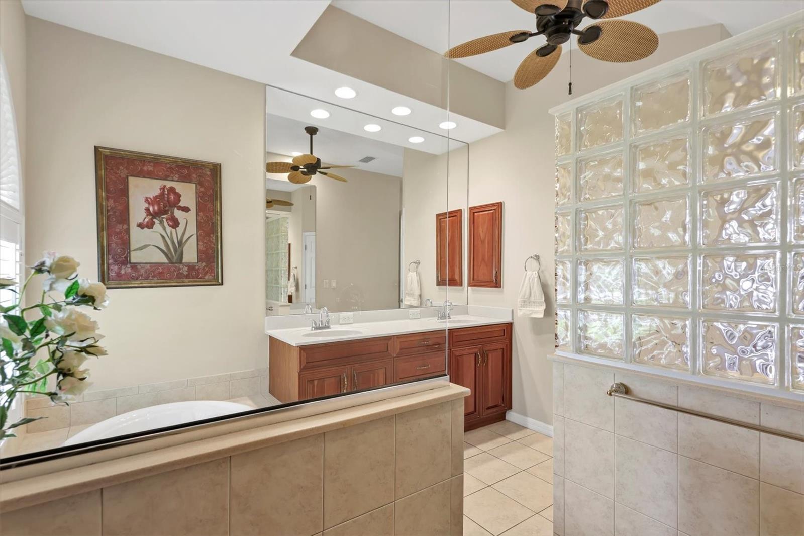 PARK TRACE ESTATES - Residential