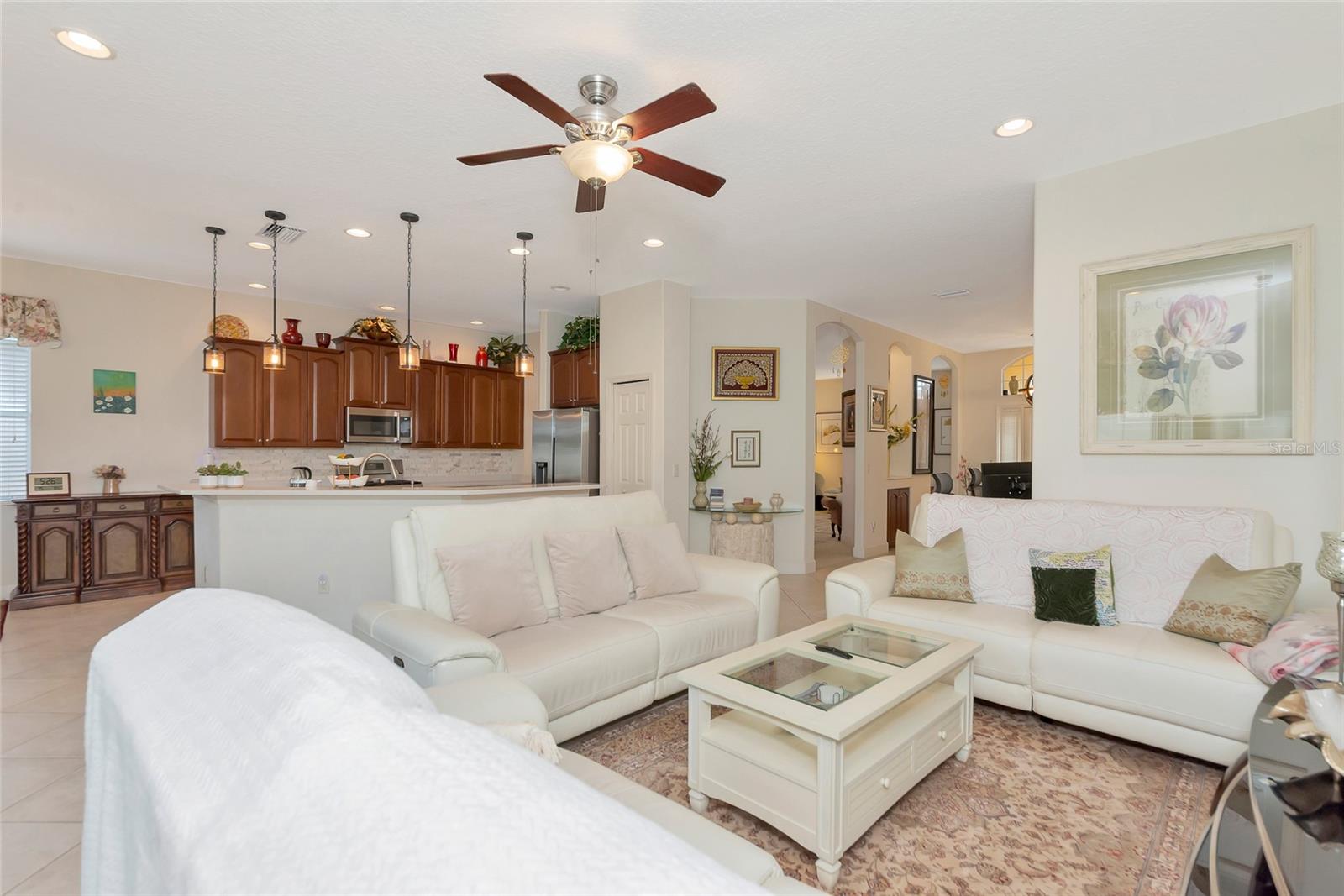 RIVER PLACE - Residential