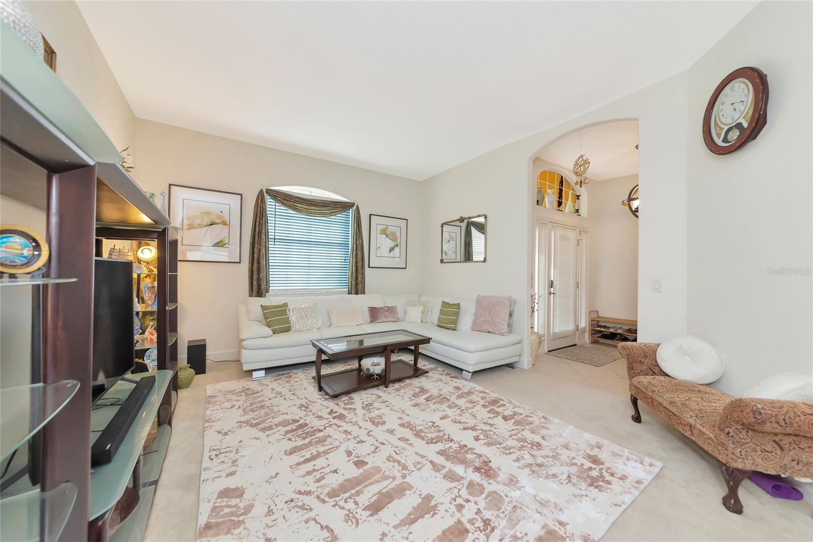 RIVER PLACE - Residential