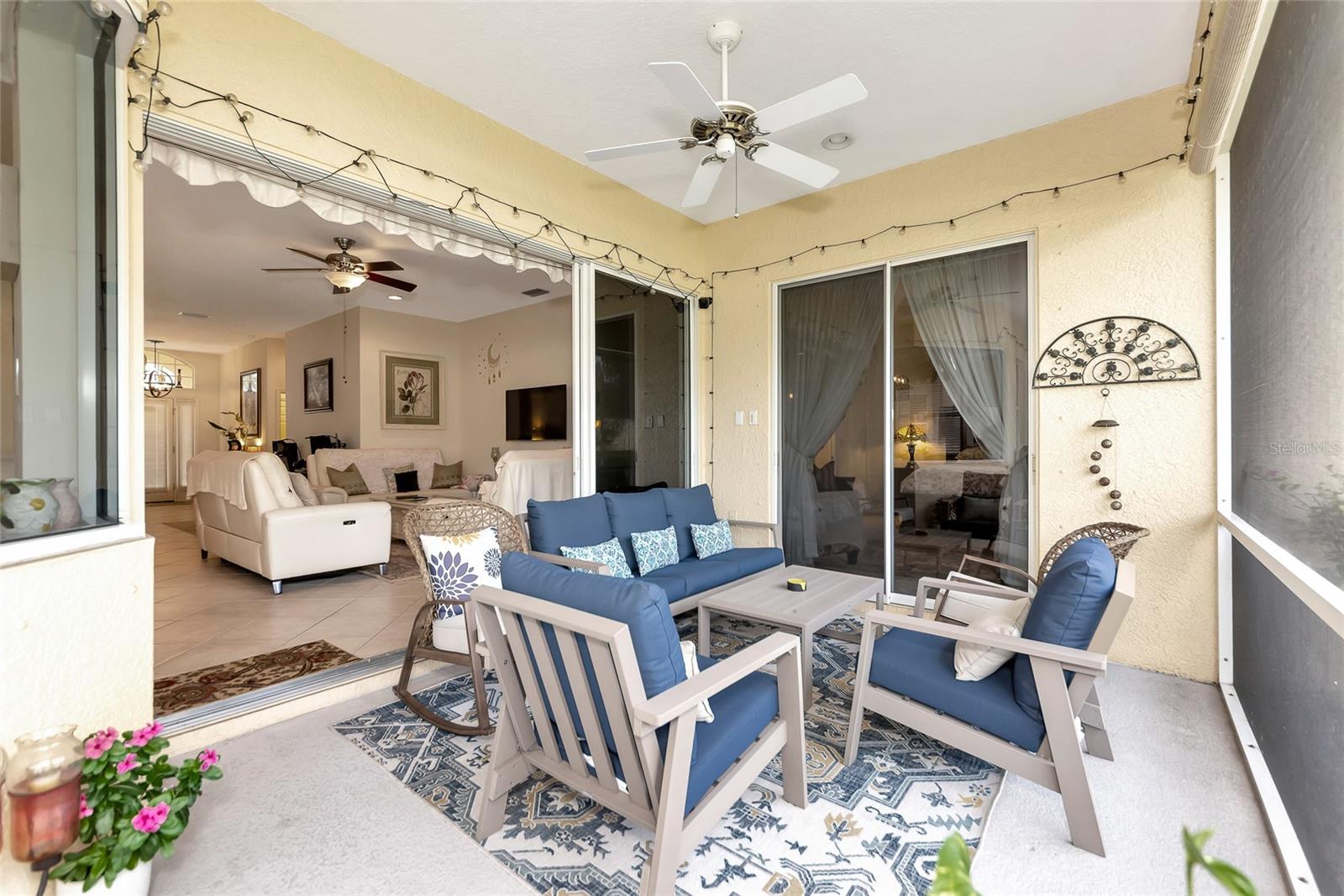 RIVER PLACE - Residential