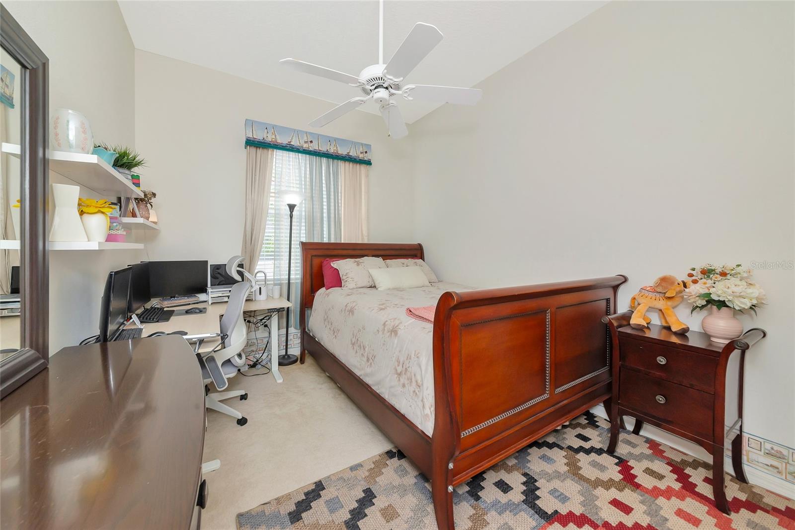 RIVER PLACE - Residential