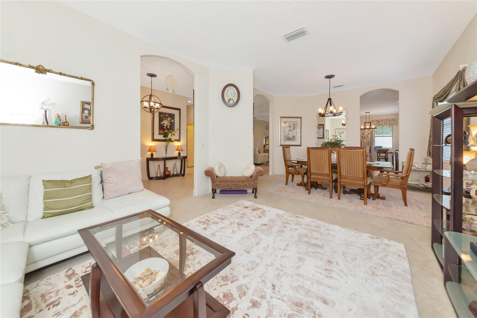 RIVER PLACE - Residential