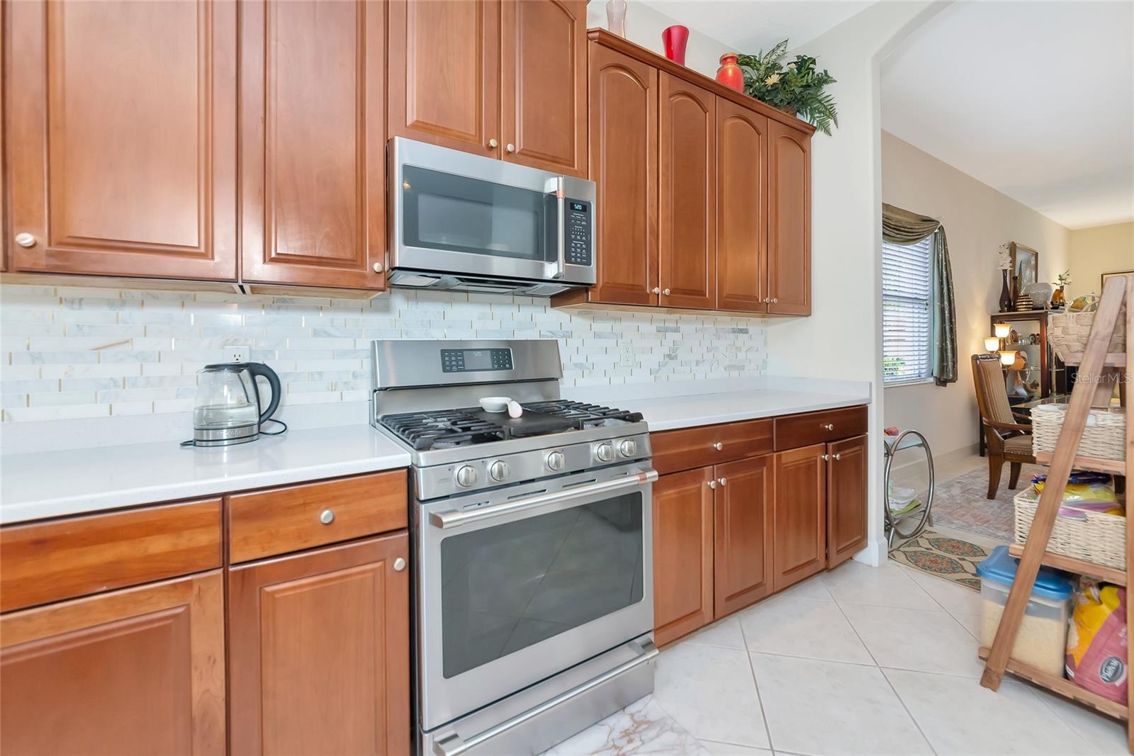 RIVER PLACE - Residential