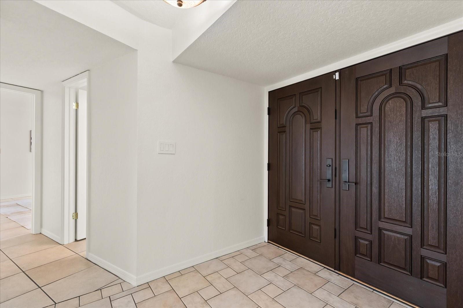 1202 KUMQUAT COURT