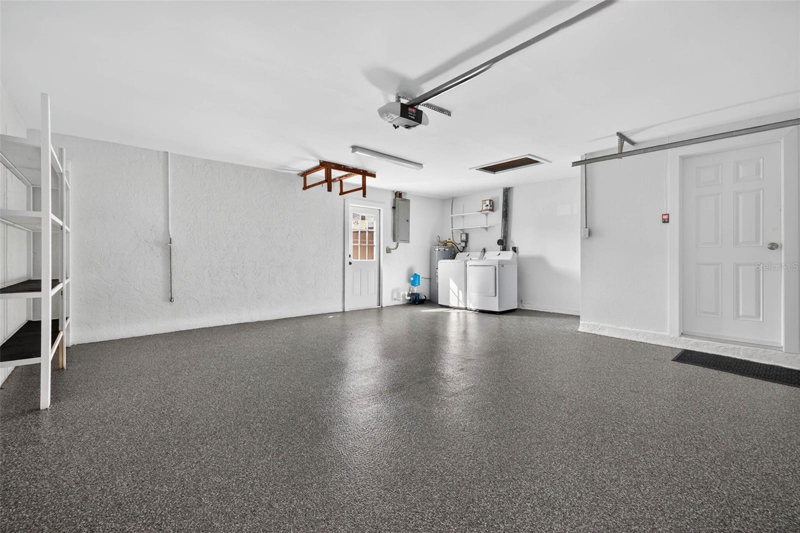 ORANGEWOOD HIGHLANDS 1ST ADD - Residential