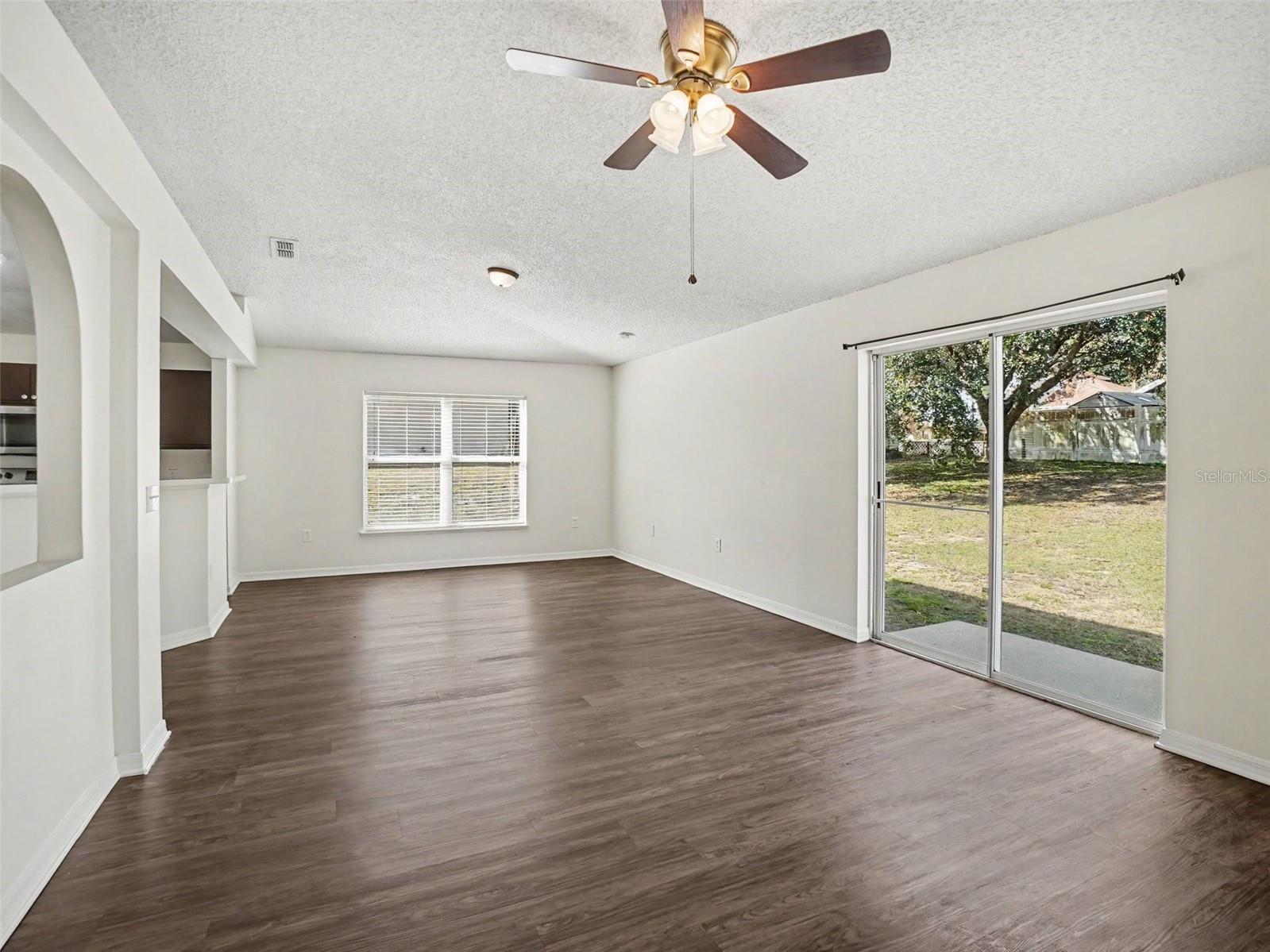 JOHNS LAKE ESTATES - Residential