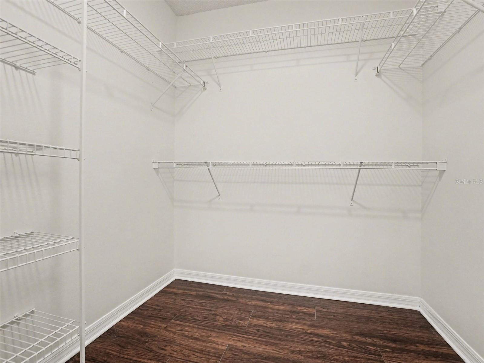 JOHNS LAKE ESTATES - Residential