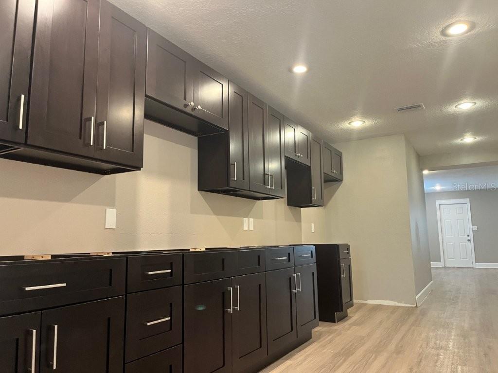 ROBINSWOOD SEC 01 - Residential Lease