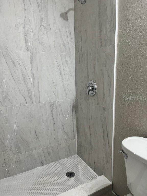 ROBINSWOOD SEC 01 - Residential Lease