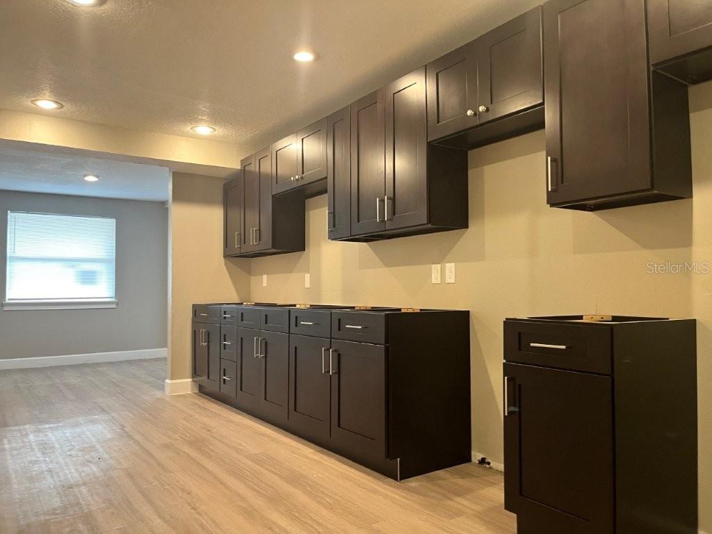 ROBINSWOOD SEC 01 - Residential Lease