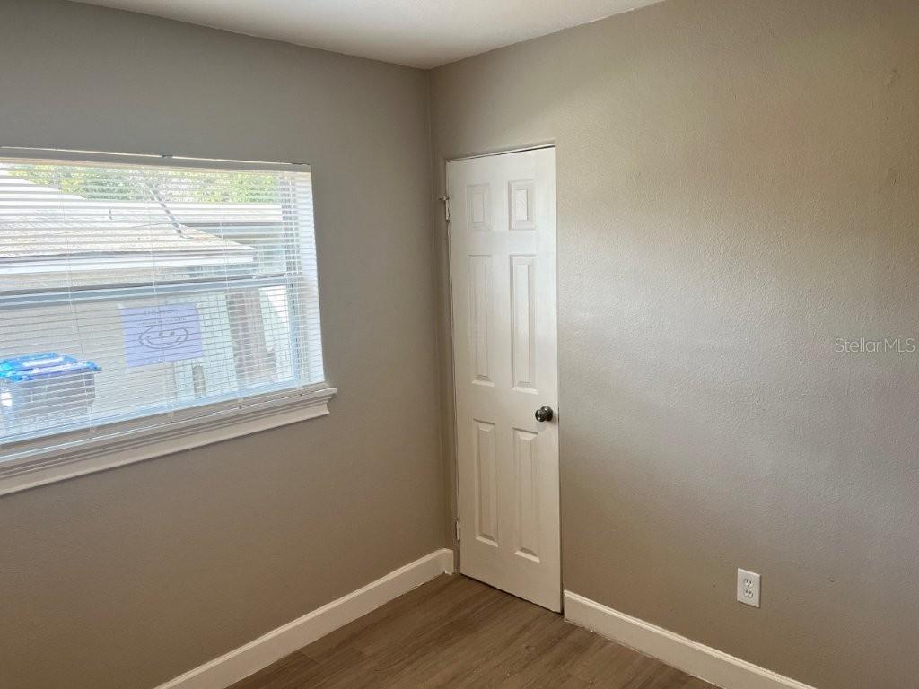 ROBINSWOOD SEC 01 - Residential Lease