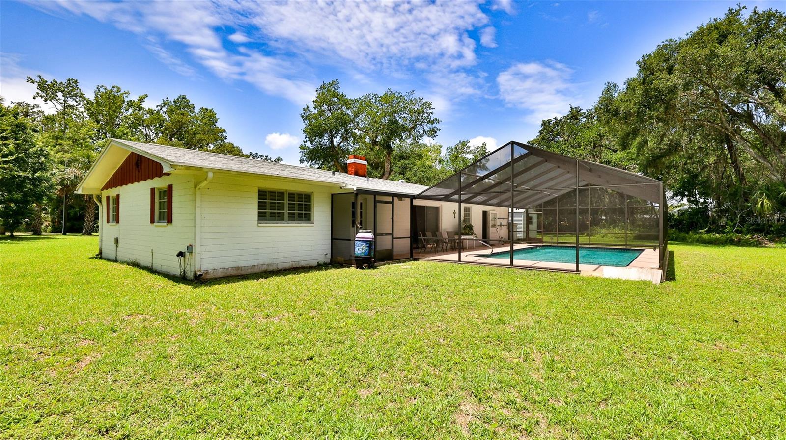 585 CORBIN PARK ROAD