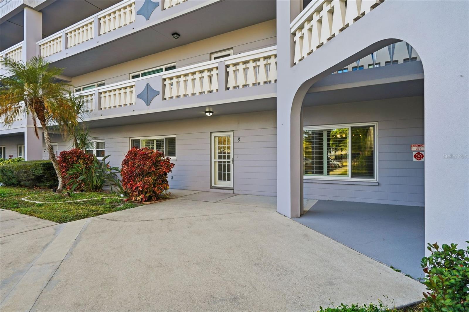 ON TOP OF THE WORLD - Residential