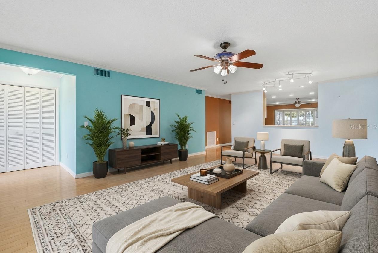 ON TOP OF THE WORLD - Residential