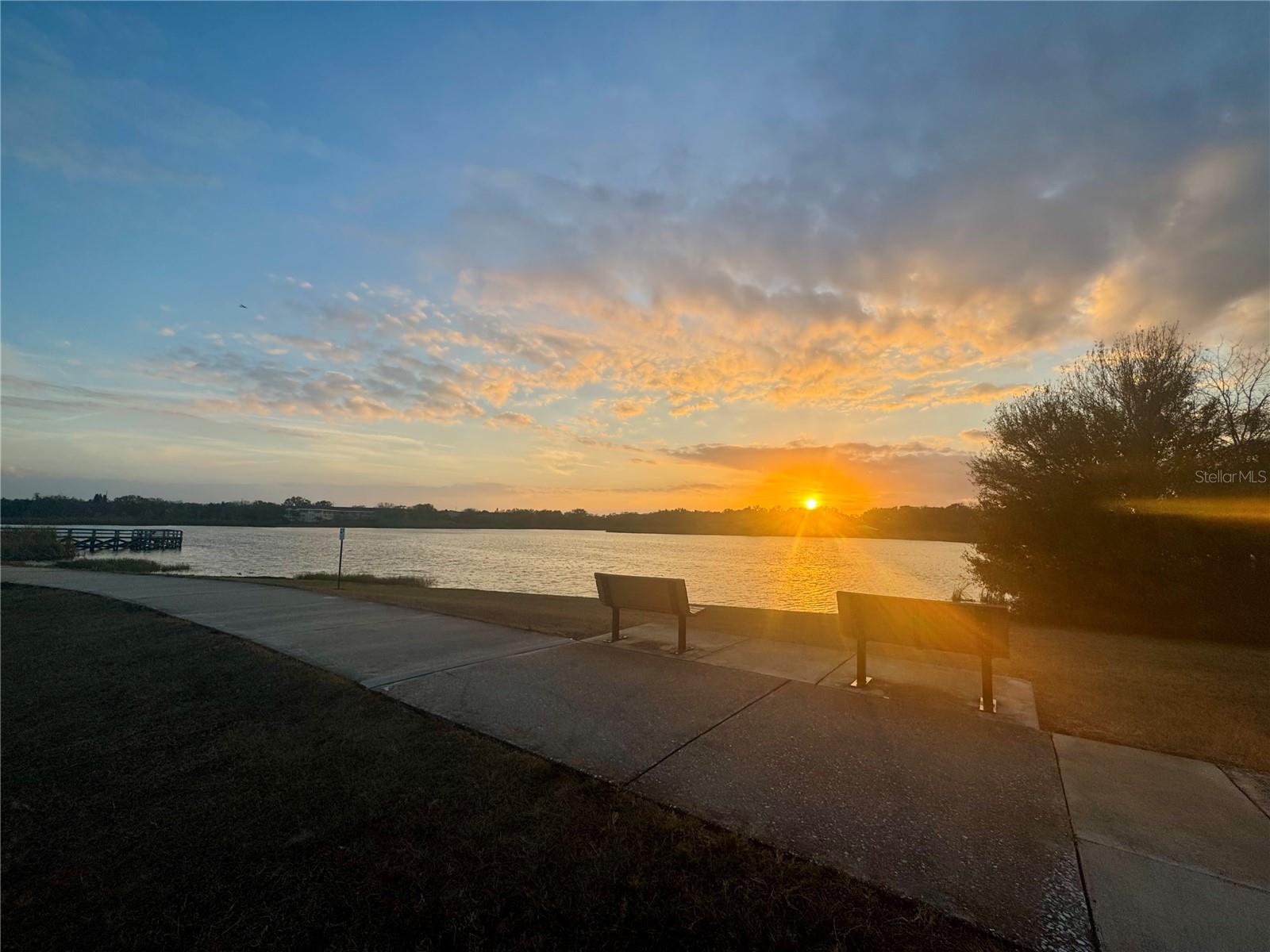 ON TOP OF THE WORLD - Residential