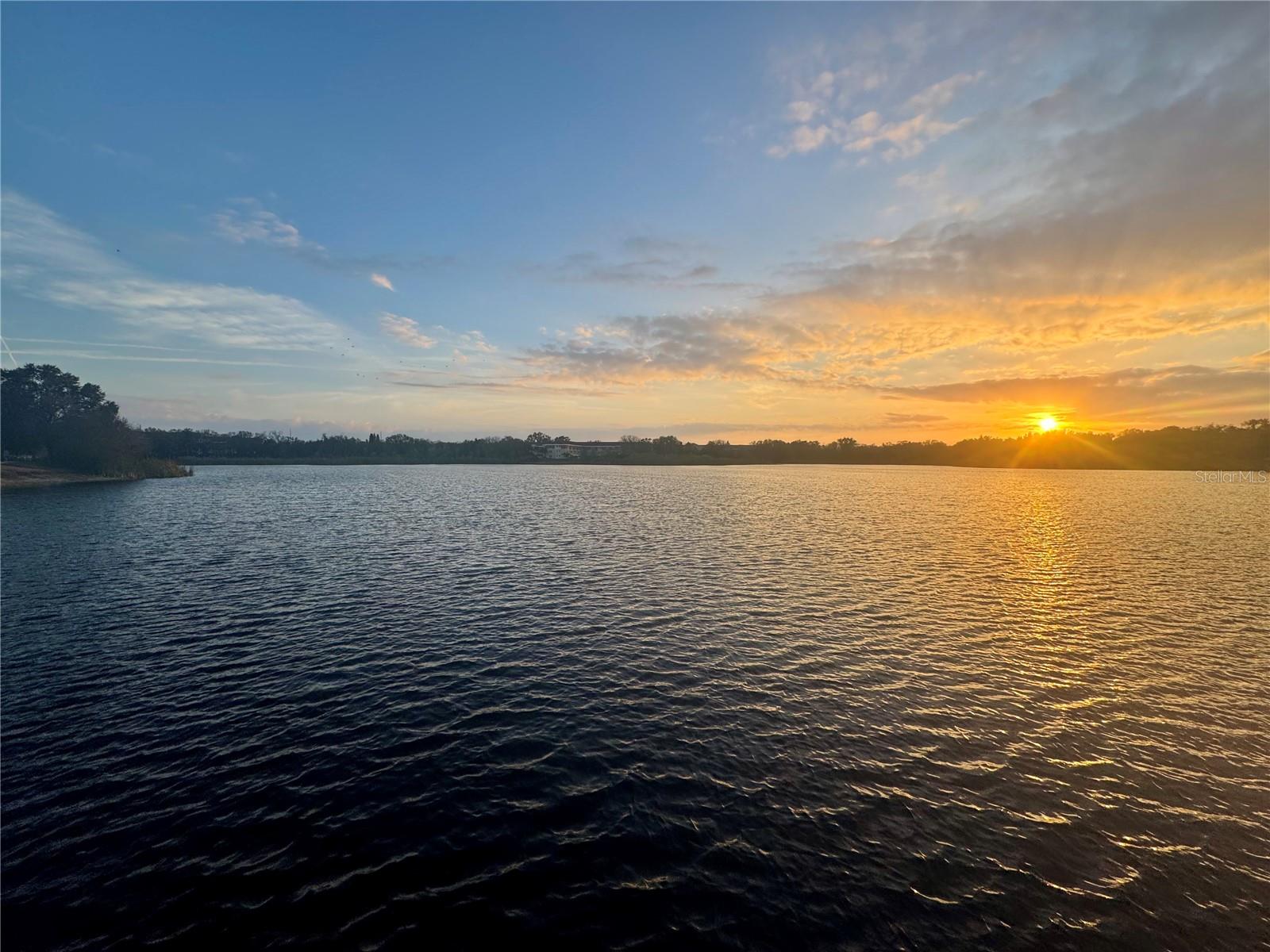ON TOP OF THE WORLD - Residential