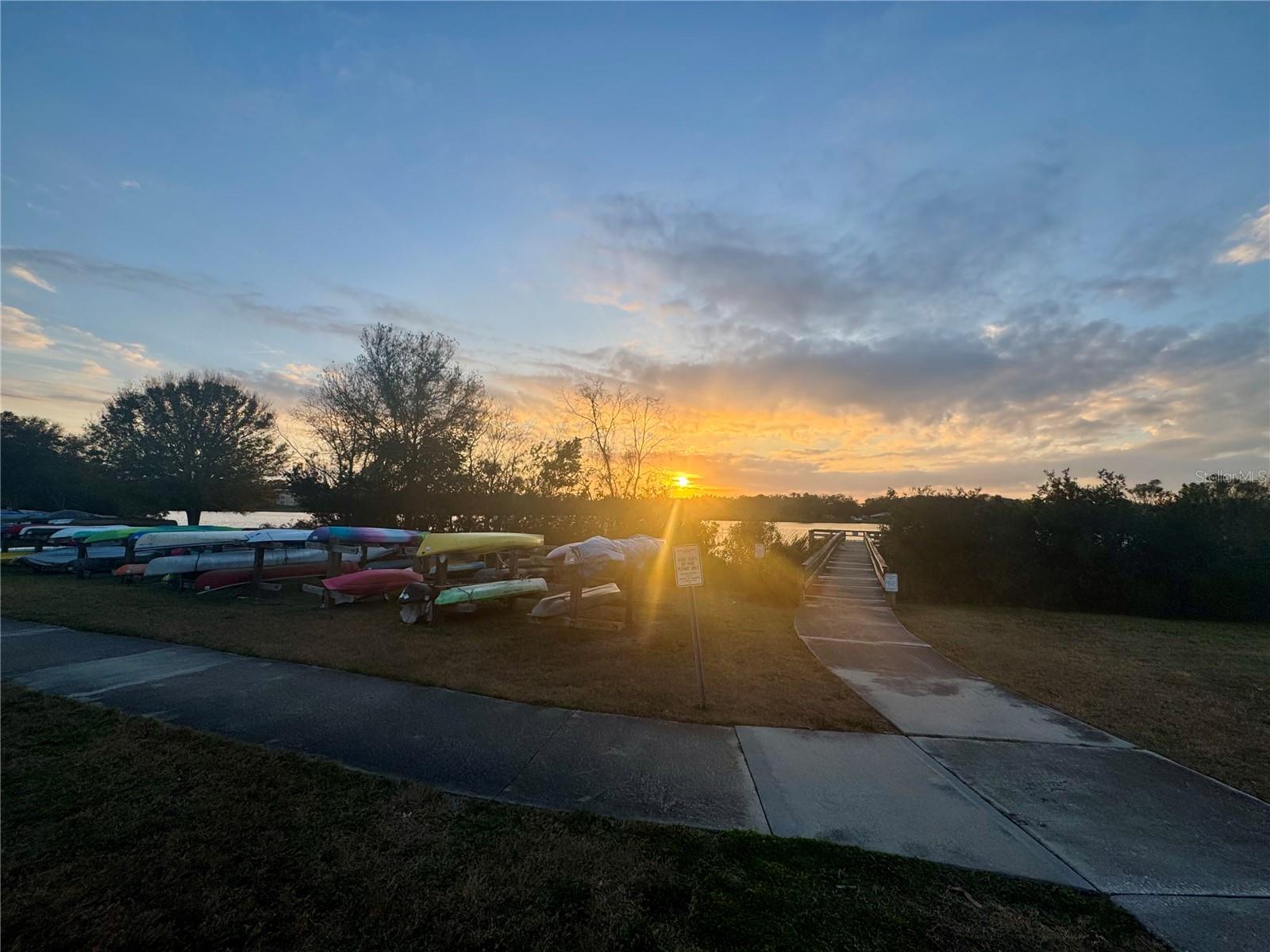 ON TOP OF THE WORLD - Residential