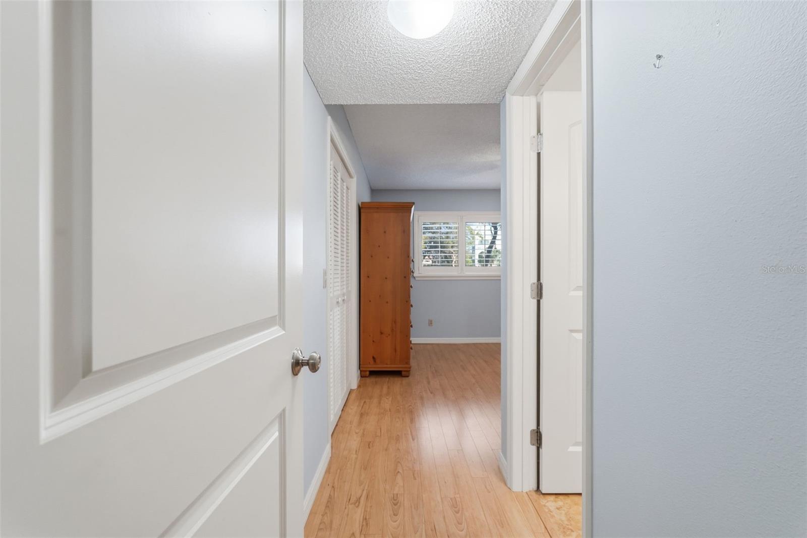 ON TOP OF THE WORLD - Residential