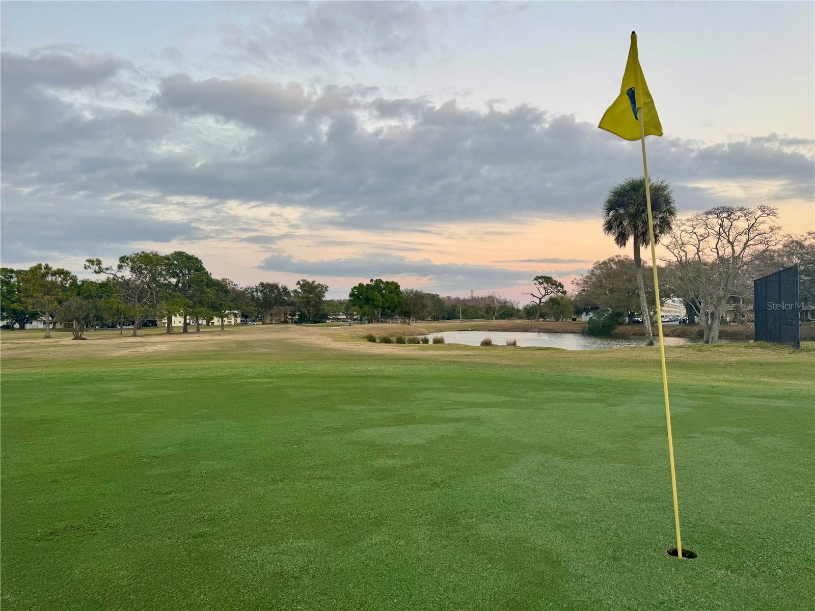 ON TOP OF THE WORLD - Residential