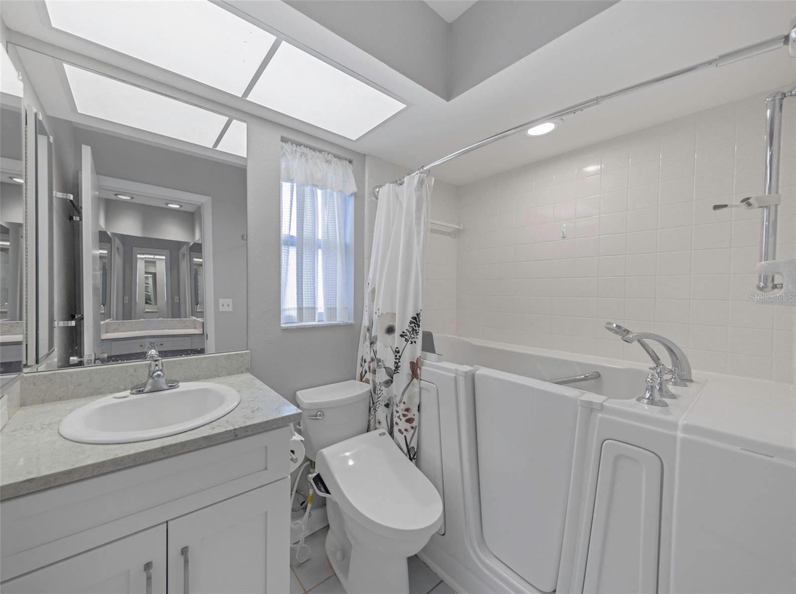 SUNSET HIGHLANDS - Residential