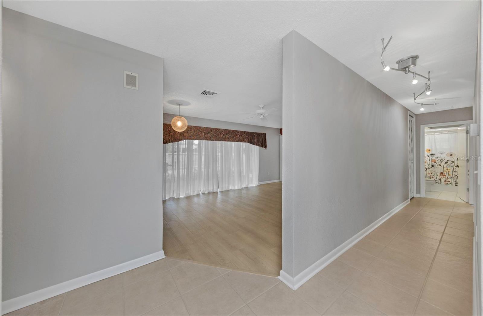 SUNSET HIGHLANDS - Residential