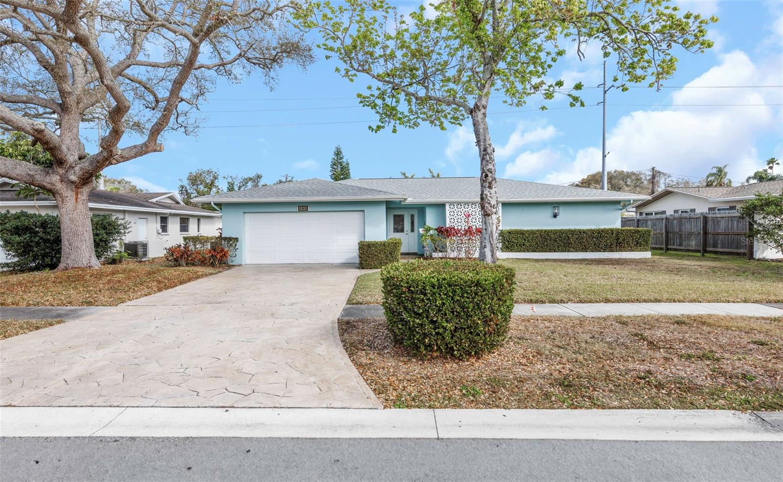 SUNSET HIGHLANDS - Residential